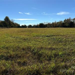 Photo #5 of 992 Potter, Lancaster, SC