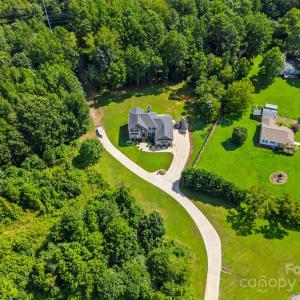 Photo #3 of 3017 Stevens Schultz, Matthews, NC