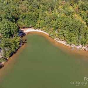 Photo #4 of 848 Lakeforest, Clover, SC