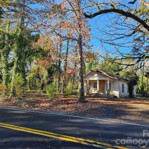 Photo #2 of 212 Main, Richburg, SC