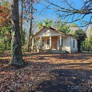 Photo #3 of 212 Main, Richburg, SC