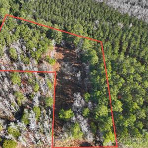 Photo #16 of Mattocks, Maysville, NC