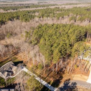 Photo #4 of 8656 Rainier, Lancaster, SC