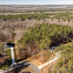 Photo #2 of 8656 Rainier, Lancaster, SC