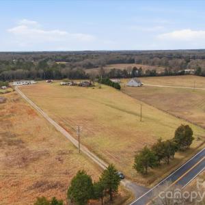 Photo #11 of 313 Highway 324, Rock Hill, SC