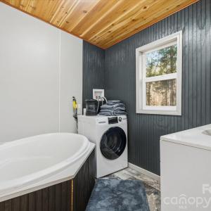 Photo #32 of 2704 Kee Moore, Chester, SC