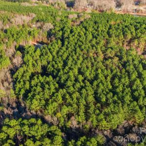 Photo #7 of 2704 Kee Moore, Chester, SC