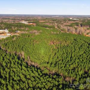 Photo #9 of 2704 Kee Moore, Chester, SC