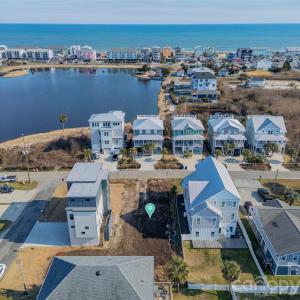 Photo #1 of 602 Third, Carolina Beach, NC