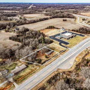 Photo #18 of 2635 Concord, Monroe, NC