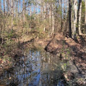 Photo #37 of 996 Splitrail, Clover, SC