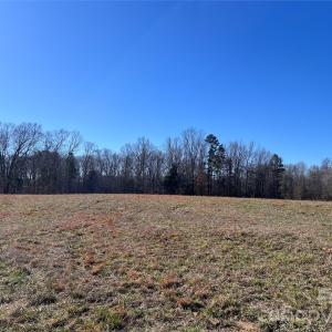 Photo #11 of 996 Splitrail, Clover, SC