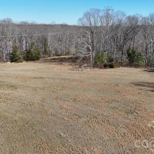 Photo #5 of 996 Splitrail, Clover, SC