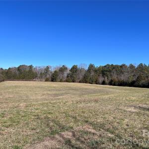 Photo #31 of 996 Splitrail, Clover, SC