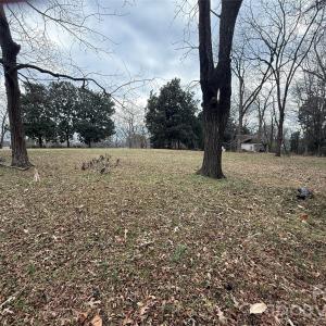 Photo #7 of 208 Beaver, Landis, NC