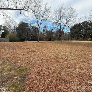 Photo #6 of 208 Beaver, Landis, NC