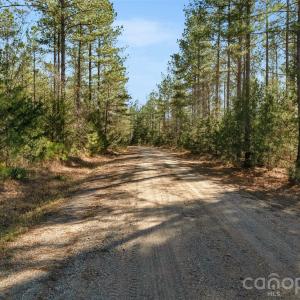 Photo #16 of Peacehaven, McConnells, SC