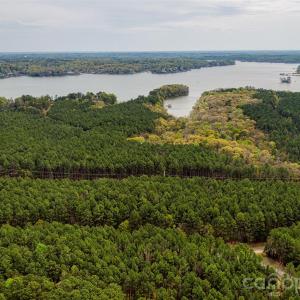 Photo #5 of Sandlapper, York, SC