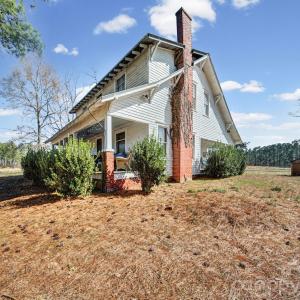 Photo #10 of 1347 Newsome, Denton, NC