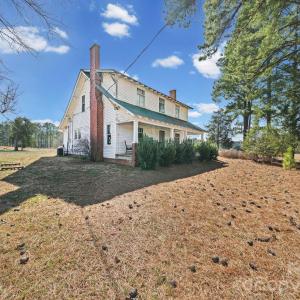 Photo #4 of 1347 Newsome, Denton, NC