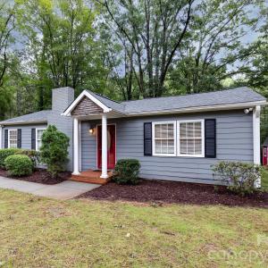 Photo #14 of 3109 Forest Lawn, Matthews, NC