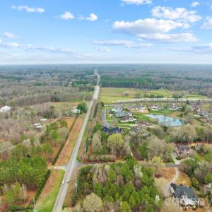 Photo #4 of 8334 Victoria Lake, Waxhaw, NC