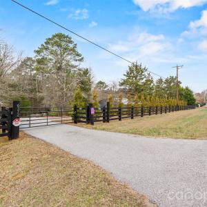 Photo #1 of 6312 Richburg, Great Falls, SC