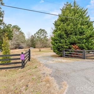 Photo #4 of Richburg, Great Falls, SC