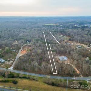 Photo #1 of Van Wyck, Van Wyck, SC