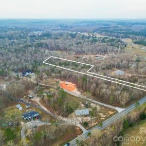 Photo #13 of Van Wyck, Lancaster, SC