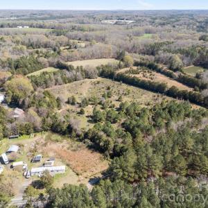 Photo #10 of 2850 Irish Potato, Concord, NC