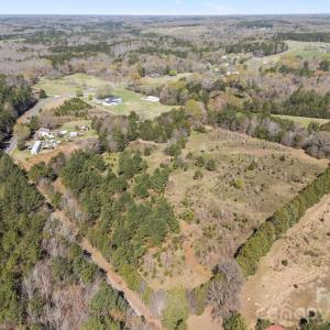 Photo #16 of 2850 Irish Potato, Concord, NC
