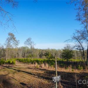 Photo #4 of 113 Jones, Kershaw, SC