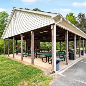 Photo #28 of 109 Gregory, New London, NC