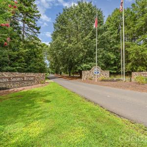 Photo #10 of 109 Gregory, New London, NC