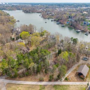 Photo #2 of 5549 Beaverdam Creek, Clover, SC