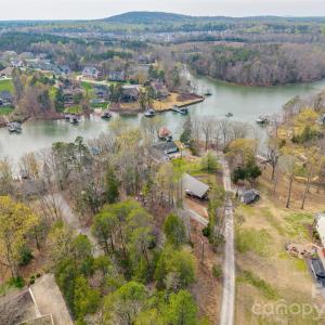 Photo #3 of 5549 Beaverdam Creek, Clover, SC