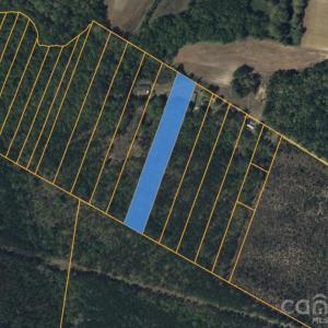 Photo #1 of Barnyard, Washington, NC