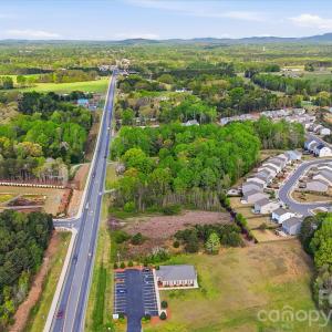 Photo #15 of 1386 Highway 55, Clover, SC