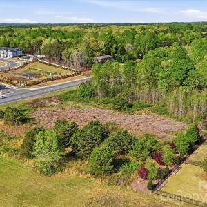 Photo #1 of 1386 Highway 55, Clover, SC