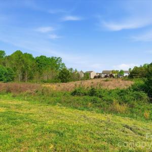 Photo #2 of 1386 Highway 55, Clover, SC