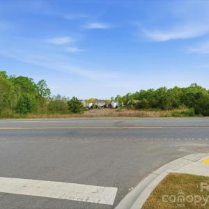 Photo #18 of 1386 Highway 55, Clover, SC