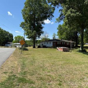 Photo #6 of 4221 Davidson, Concord, NC