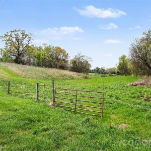 Photo #2 of White, Mt Ulla, NC