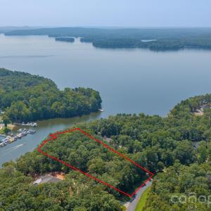 Photo #1 of 1047 Starboard Reach, Lexington, NC