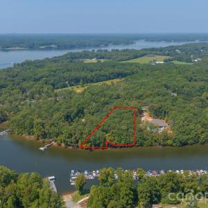 Photo #3 of 1047 Starboard Reach, Lexington, NC