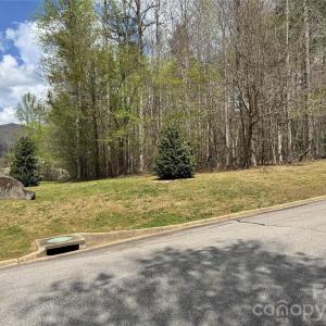 Photo #5 of 101 Autumn Leaves, Marietta, SC