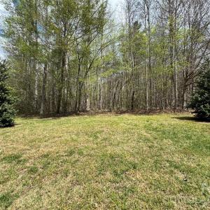 Photo #1 of 101 Autumn Leaves, Marietta, SC