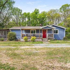 Photo #6 of 1105 Union, Matthews, NC