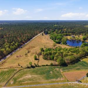 Photo #1 of 52 Mcmillan, Cheraw, SC